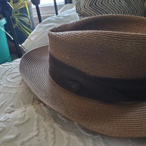 DOBBS  MELINA VINTAGE MENS HAT